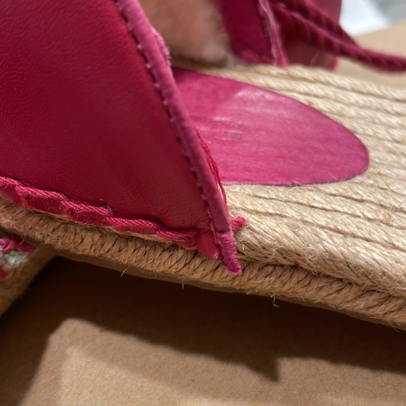 Gently used UGGs size 9 style is Libbi - Picture 6 of 11